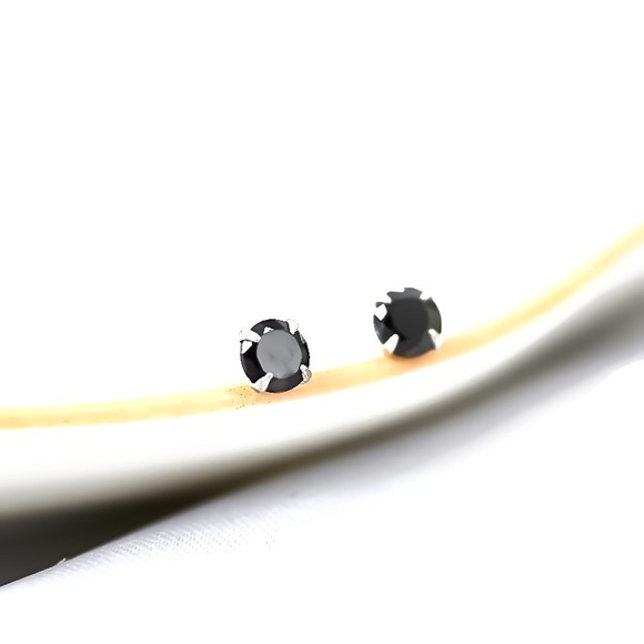 925 Sterling Silver 3mm Black Spinel Stud Earrings - Small Sized Unisex Studs - Picture 7 of 10